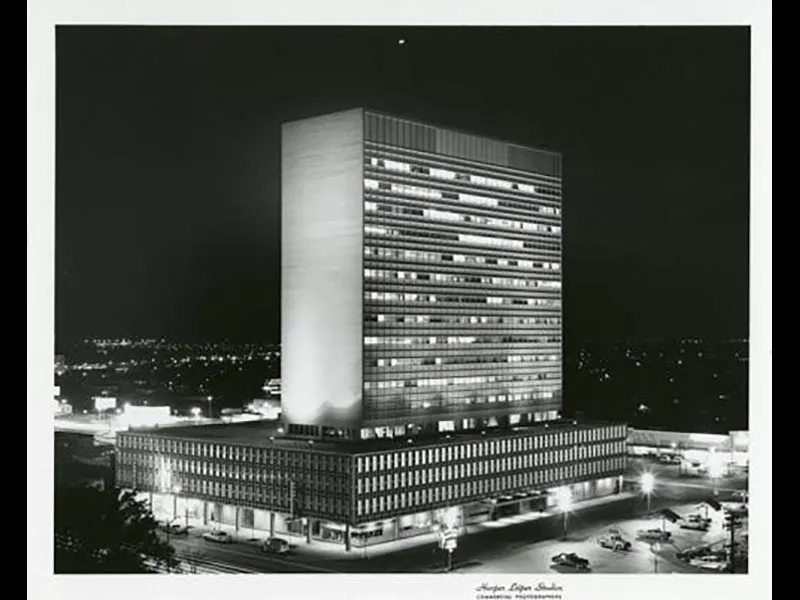 MSS0287-M-112, Night aerial photograph of the Medical Towers building. Harper Leiper Collection