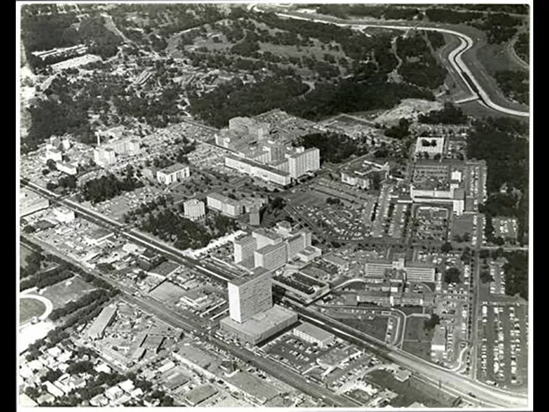 RGD0006-01429, Aerial photograph of the Texas Medical Center, Houston Post 